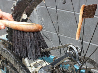 Bike brush cleaning goRide