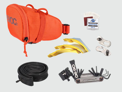 Endurance Riding Kit with seat bag